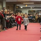 Desfilada solidària amb l’entitat Adima - PAU PASCUAL PRAT