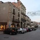 L’ajuntament de les Borges té diverses places habilitades per a minusvàlids al centre urbà. - AMADO FORROLLA