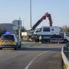 Dos ferits al sortir de la via una ambulància a Vilanova de la Barca - PAU PASCUAL PRAT