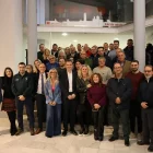 La torronada i el brindis que el PSC va oferir ahir als seus militants. - AMADO FORROLLA