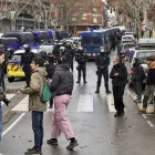 La Guàrdia Urbana de Badalona i els Mossos d’Esquadra van impedir una nova okupació a la ciutat. - JORDI PUJOLAR/ACN