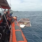 Equips de rescat durant el dispositiu de recerca en aigües de l’illa de Padar. - EFE