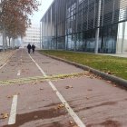 Vorera en mal estat a Jaume II davant del campus de Cappont