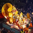 Imatge de Gaspar a la carrossa durant la desfilada de Lleida el 2025. - GERARD HOYAS