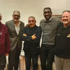 L’alcalde Larrosa i Jackson Quiñónez van rebre el CB Pardinyes.