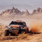 Isidre Esteve, conduint el seu Toyota DKR GR Hilux durant la jornada d’ahir. - EDO PHOTO