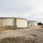 Dos dels dipòsits d’aigua potable de Guissona. - JORDI BONILLA