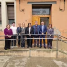 Miquel Sàmper, amb l’alcalde dels Alamús, Toni Bosch, i la delegada del Govern, Núria Gil. - AJUNTAMENT ELS ALAMÚS