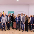Alcaldes i edils de la coalició després de la firma de l’acord. - JUNTS-IMPULSEM