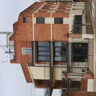 L’edifici de Ca la Cileta, amb l’antena de telefonia a la teulada. - J. GÓMEZ