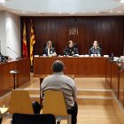 L'home acusat d'agredir sexualment la seua filla, durant el judici aquest dimecres a l'Audiència de Lleida.