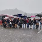 Lleidatans del sindicat Professors de Secundària camí de la manifestació malgrat el mal temps. - USTEC-STES