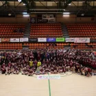 Foto de família dels equips del Lleida HC, que aquesta temporada compta amb 201 jugadors, dividits en 9 equips federats i 3 d’escolars. - AMADO FORROLLA