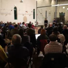 Diverses desenes d’espectadors van assistir a l’acte celebrat al Molí de l’Oli de la Pobla. - ERC