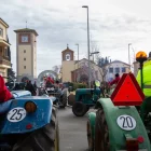 La Ràpita, a la Noguera, va reviure ahir la tradicional festa dels Tres Tombs en honor a Sant Antoni. - ERIC GARCIA