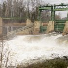 Les comportes del riu Segre a Lleida ciutat aquest dimecres al matí.