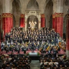 L’escenari de l’església de Santa Maria es va quedar petit. - JORDI BONILLA