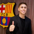 Fermín, somriu satisfet després de firmar l’ampliació de contracte. - FC BARCELONA