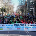 Unes 25.000 persones segons la Guàrdia Urbana i 70.000 segons els sindicats es van manifestar pels carrers de Barcelona. - ACNO