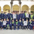 A classe prenen consciència de la importància de donar sang mentre preparen la campanya. - LAIA PEDRÓS