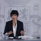 La portaveu del Govern central, Elma Saiz, ahir en roda de premsa. - EFE