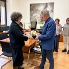 Talarn va entregar a Balsells un obsequi en nom de la Diputació. - DIPUTACIÓ DE LLEIDA