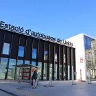 Vista de la nova terminal des de l’accés principal per la plaça Ramon Berenguer IV. - AMADO FORROLLA