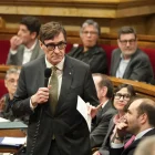 El president Illa, al Parlament. - ACN