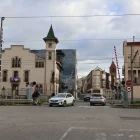 El pas a nivell amb barreres de Mollerussa que el Pla de Rodalies preveu suprimir. - JOAN GÓMEZ