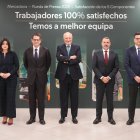 Juan  Roig i membres del Comitè  de Direcció  de Mercadona després  de la celebració  de la roda de prensa 2025