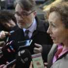 Els advocats del matrimoni alemany, abans del judici. - EFE/ELOY ALONSO