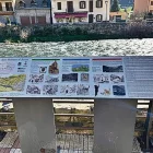 Un des pannèus ja renovadi deth centre dera localitat. - A. BOSSÒST