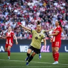 Pajor celebra el gol que va obrir el marcador en el minut 8 de joc a l’Allianz Arena. - FC BARCELONA