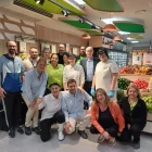 Els empleats de la botiga Plusfresc de Tremp. - SUPSA