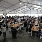 El pavelló de Vallfogona és el punt neuràlgic de Lo Caragol Food, on ahir es van vendre almenys 700 racions de caragols. - PERE CATALÀ