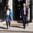 Membres del Gabinet britànic surten del domicili del primer ministre, el 10 de Downing Street. - JONATHAN BRADY / PA WIRE / DPA