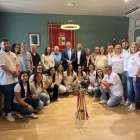 La delegació del CP Fraga va portar la segona Champions del club al saló de plens. - AJUNTAMENT DE FRAGA
