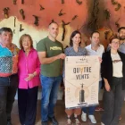 Presentació ahir del programa de la festa amb els responsables del Mas Blanch i Jové i Paupaterres. - PAUPATERRES