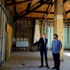 Crespín i Balcells, a la caseta que es restaura. - SUBDELEGACIÓ DEL GOVERN