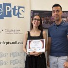 L'estudiant guardonada, amb el degà / Foto: FEPTS-UdL