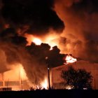 Incendi d'unes naus de fruita a Lleida