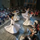 La dansa circular sufí va omplir el mes passat l’església del santuari de Sant Ramon, a la Segarra. - JORDI BONILLA