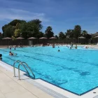 Les acabades d’estrenar piscines de Vilanova de Segrià. - ACN