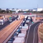 Vista de les retencions per l’accident a Golmés. - SERVEI CATALÀ DE TRÀNSIT