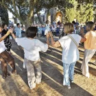 Ball de sardanes durant la festa de l’ermita de Sant Pere. - X. SANTESMASSES