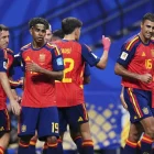 Els jugadors de la selecció celebren un dels tres gols que van endossar ahir a Àustria. - EUROPA PRESS