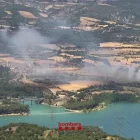 Vista de l’incendi ahir a Salàs de Pallars, al Jussà. - BOMBERS DE LA GENERALITAT