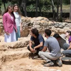La princesa i la infanta, durant la visita al conjunt d’Empúries. - E.P.