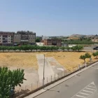 El solar on es preveu construir la residència per a la tercera edat al centre urbà de la localitat. - A.T.