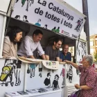 El conseller Ordeig va visitar ahir a Cervera l’Infotruck del Govern. - LAIA PEDRÓS